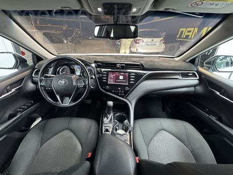 Toyota Camry, 2018 — фото 8