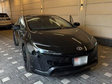 Toyota Prius v (+), 2025 — сүрөт 2