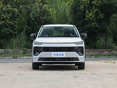 GAC Trumpchi GS4, 2026 — photo 1