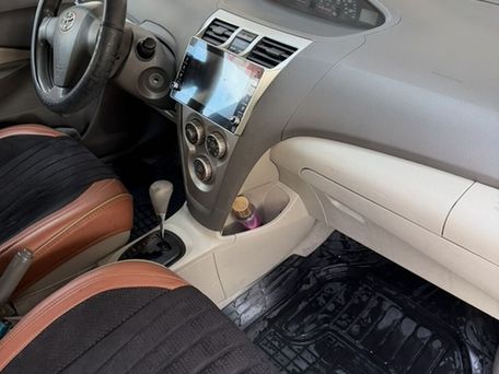 Toyota Yaris, 2009 — photo 6