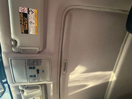 Toyota RAV4, 2018 — photo 18
