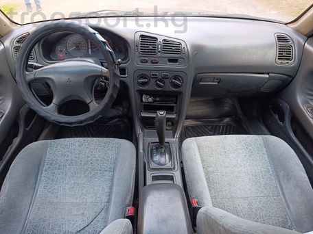 Mitsubishi Galant, 1995 — 照片 11