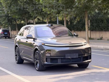 Li Auto (Lixiang) L7, 2023 — 照片 2
