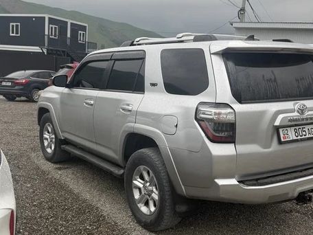 Toyota 4Runner, 2019 — фото 8