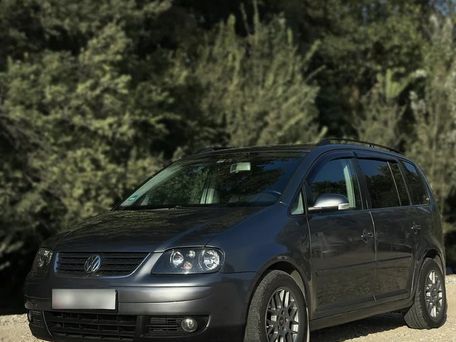 Volkswagen Touran, 2004