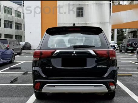 Mitsubishi Outlander, 2021 — сүрөт 3