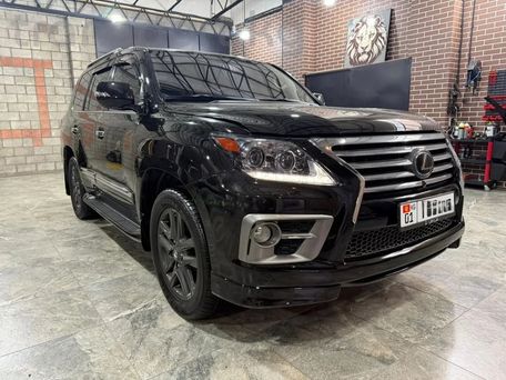 Lexus LX, 2013