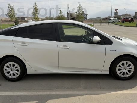 Toyota Prius, 2020 — фото 2