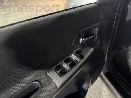 Toyota Corolla Verso, 2004 — сүрөт 8