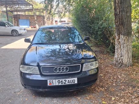 Audi A4, 1996 — 照片 1
