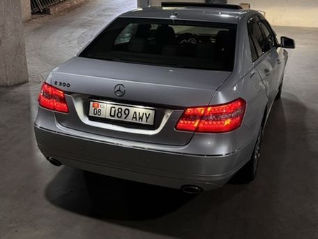 Mercedes-Benz E-Класс, 2011 — photo 3