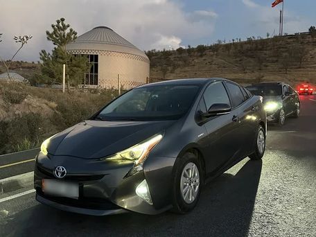 Toyota Prius, 2018 — фото 3