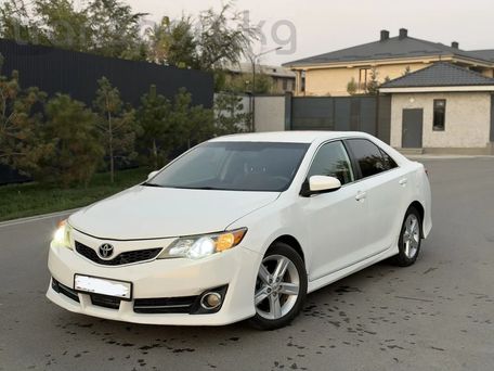 Toyota Camry, 2013 — photo 1