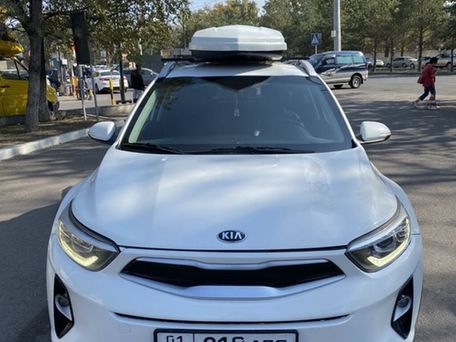 Kia Stonic, 2018 — 照片 1
