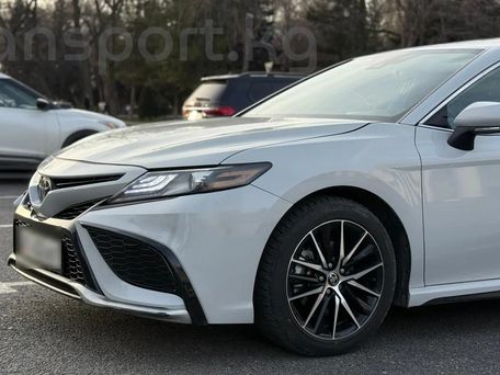 Toyota Camry, 2021 — фото 1