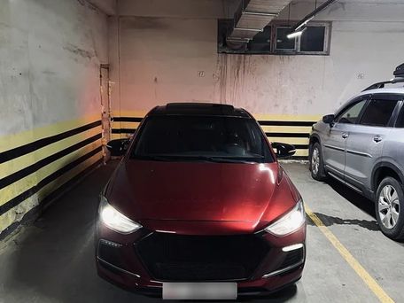 Hyundai Avante, 2018 — сүрөт 1