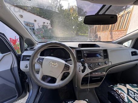 Toyota Sienna, 2012 — 照片 7