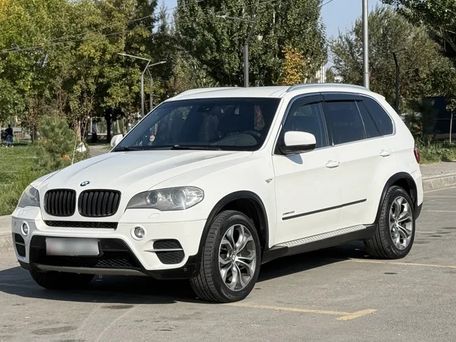 BMW X5, 2012 — 照片 1