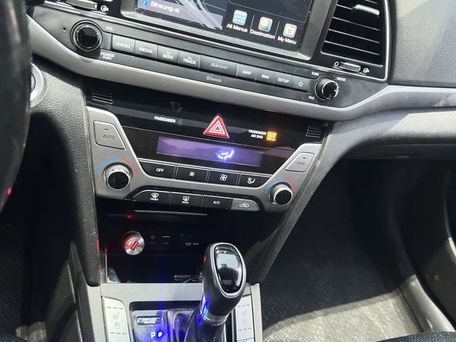 Hyundai Avante, 2017 — сүрөт 4
