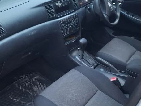 Toyota Corolla, 2002 — 照片 4