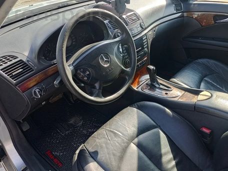 Mercedes-Benz E-Класс, 2003 — 照片 5