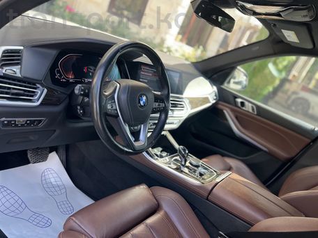 BMW X5, 2019 — photo 12