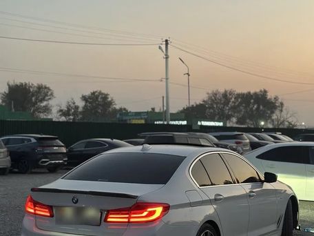 BMW 5 серии, 2019 — photo 1
