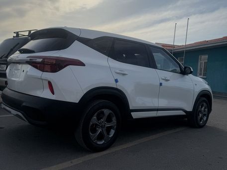 Kia Seltos, 2022 — 照片 6