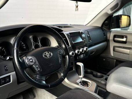 Toyota Sequoia, 2009 — сүрөт 11