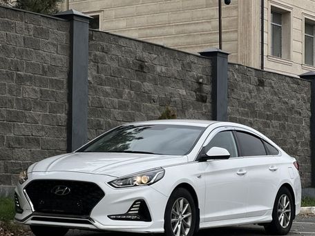 Hyundai Sonata, 2019 — фото 1