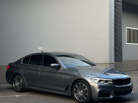 BMW 5 серии, 2019 — фото 1
