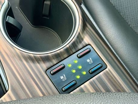 Toyota Camry, 2018 — photo 7