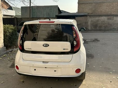 Kia Soul EV, 2018 — фото 5