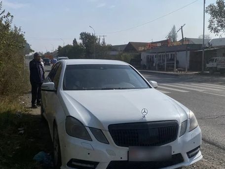 Mercedes-Benz E-Класс, 2012 — photo 3