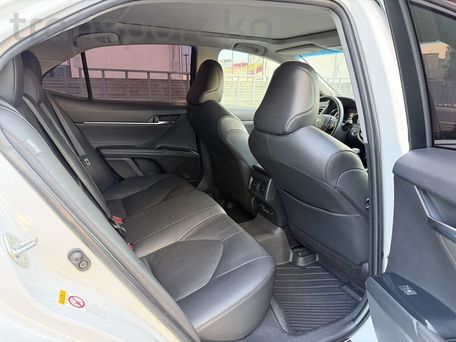Toyota Camry, 2018 — 照片 11