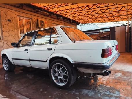 BMW 3 серии, 1987 — фото 2