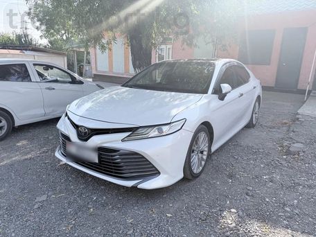 Toyota Camry, 2018 — фото 2