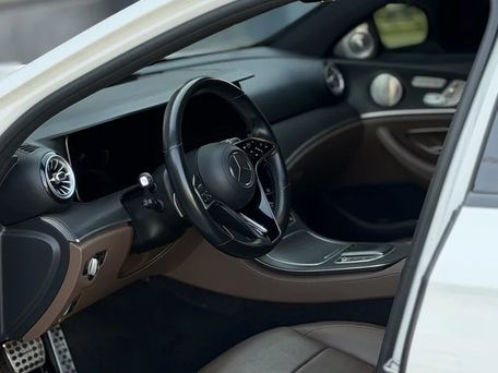 Mercedes-Benz E-Class, 2020 — photo 7