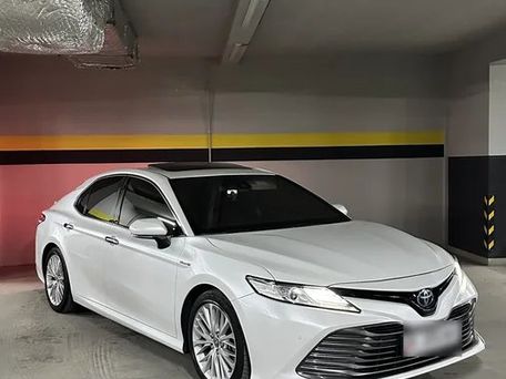 Toyota Camry, 2018 — фото 10