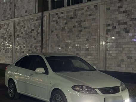 Daewoo Gentra, 2015 — фото 2