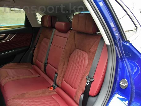 Hongqi HS5, 2024 — photo 11