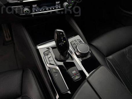 BMW 5 серии, 2016 — фото 10