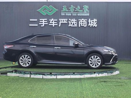 Toyota Camry, 2023 — фото 8