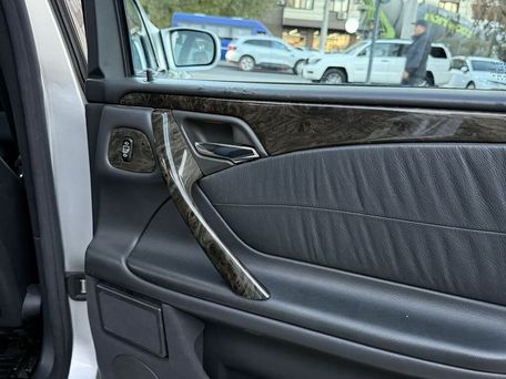 Mercedes-Benz E-Class, 2001 — сүрөт 7