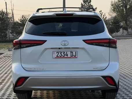 Toyota Highlander, 2022 — photo 6