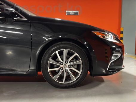Lexus ES, 2017 — фото 12