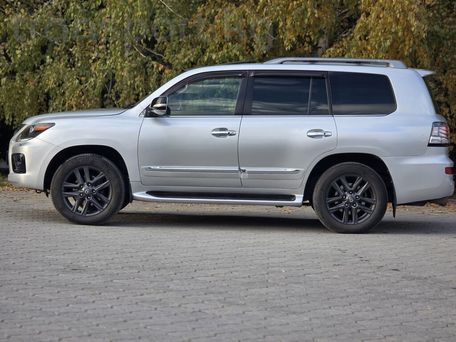 Lexus LX, 2008 — photo 2
