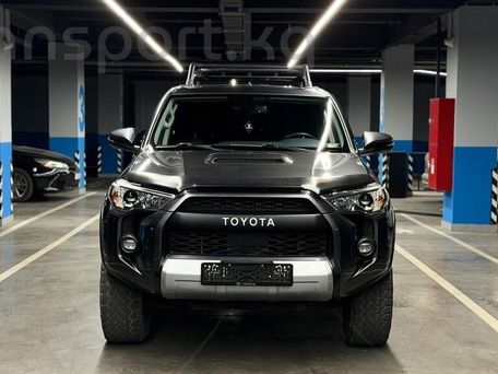 Toyota 4Runner, 2021 — фото 11