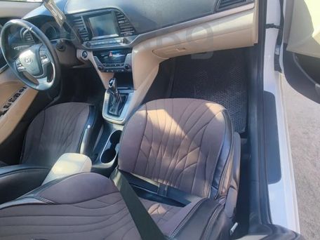 Hyundai Elantra, 2017 — 照片 12