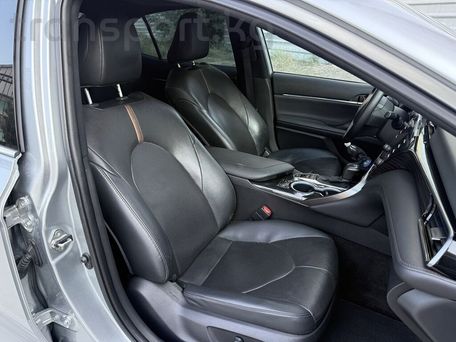 Toyota Camry, 2020 — 照片 10